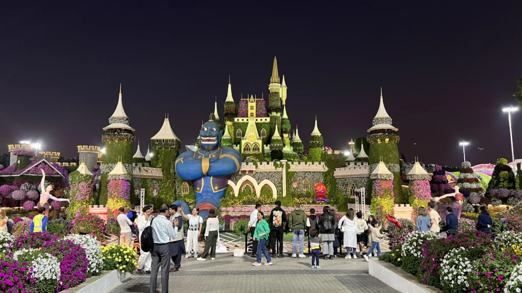 Dubai-Miracle-Garden-colorful-flower-displays-with-Emirates-A380